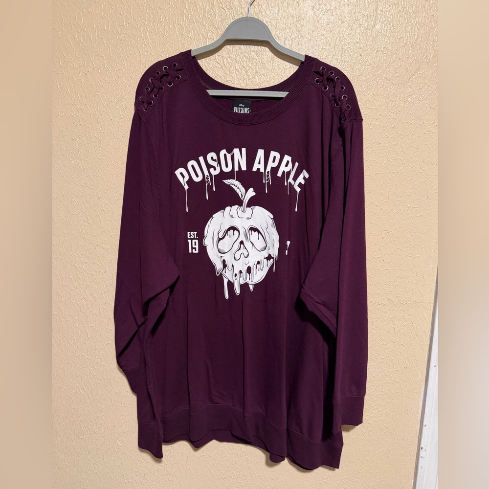 Torrid Disney Poison Apple‎ Burgundy Sweatshirt 6X Plus Size Snow White - Picture 2 of 7